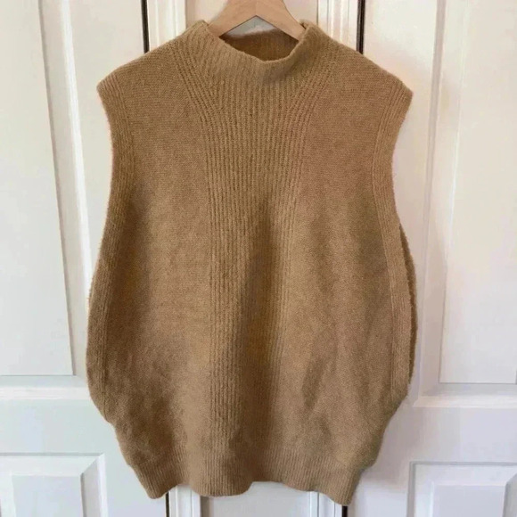 Banana Republic Jackets & Blazers - Banana Republic Women’s Tan Mock Neck Wool Alpaca Blend Sweater Vest Size Large